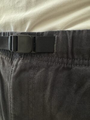 pantaloni grigio